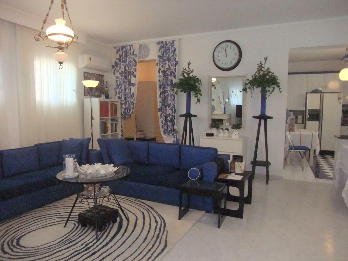 A Majestic Elegant House With A Garden Apartment Peraía Екстериор снимка