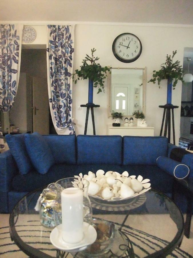 A Majestic Elegant House With A Garden Apartment Peraía Екстериор снимка